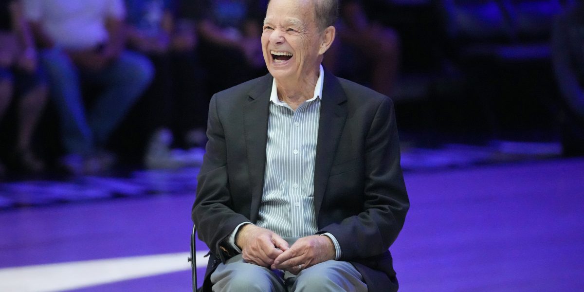 Billionaires Bail Out Rural America, Not Trump